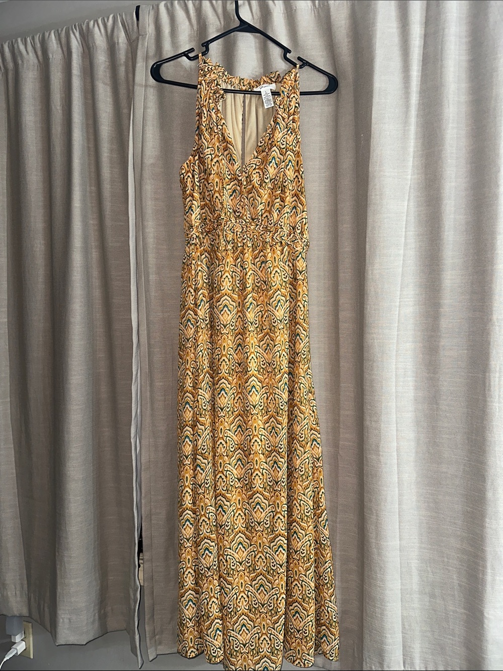 Sleeveless Yellow Patterned Maxi Dress
